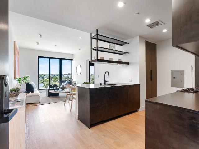 1 BR, 1 BA Apartment 10700 Tabor St Unit 220, Los Angeles, CA 90034