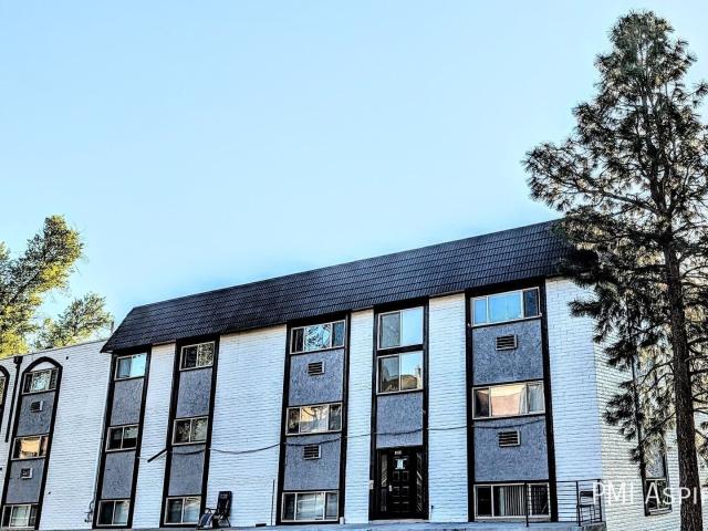 1 BR, 1 BA Apartment 1070 Teller St, Lakewood, CO 80214