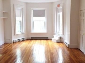 1 BR, 1 BA Apartment 1077 Beacon St, Unit 8, Brookline, MA 02446