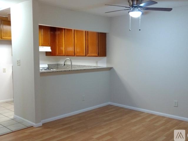 1 BR, 1 BA Apartment 10815 Hesby Street, Unit 111, Los Angeles, CA 91601