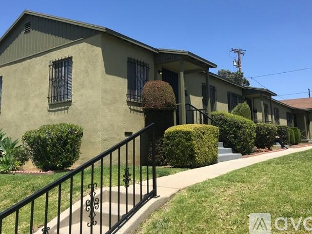 1 BR, 1 BA Apartment 10810 South Manhattan Place, Unit 10812, Los Angeles, CA 90047