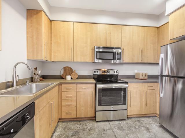 1 BR, 1 BA Apartment 1081 Long Beach Boulevard Unit 0512, Long Beach, CA 90813