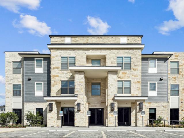 1 BR, 1 BA Apartment 108 Oak Creek Way Unit 3 3132, New Braunfels, TX 78130