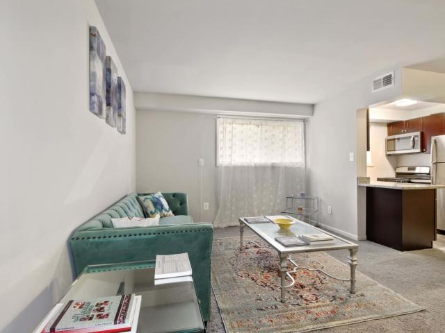 1 BR, 1 BA Apartment 109 N Rock Glen Rd Unit 302 C, Baltimore, MD 21229