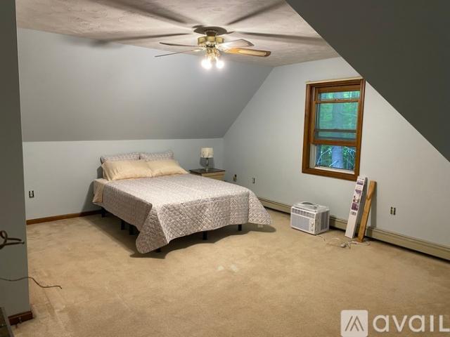 1 BR, 1 BA Apartment 10 Emerald Drive, Laconia, NH 03246