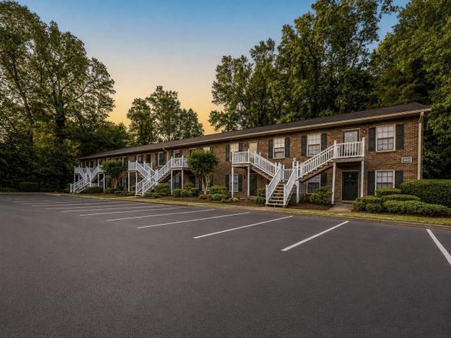 1 BR, 1 BA Apartment 1100 Barbara Anne Cir # 1 Unit 1400 4, Winston Salem, NC 27103