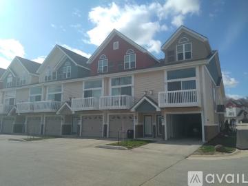 1 BR, 1 BA Apartment 1106 Ridge Creek Cir, Unit 106, Waukesha, WI 53186