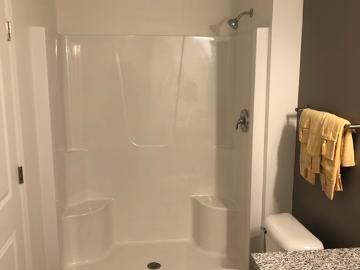 1 BR, 1 BA Apartment 1106 Ridge Creek Cir, Unit 101, Waukesha, WI 53186
