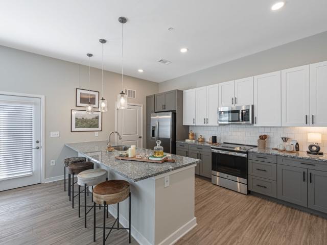 1 BR, 1 BA Apartment 110 Addison Road Unit 209, Athens, GA 30606