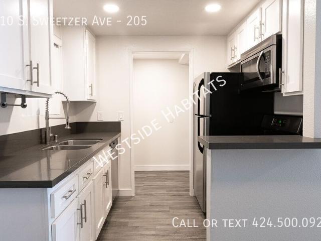 1 BR, 1 BA Apartment 110 S. Sweetzer Ave, Los Angeles, CA 90048