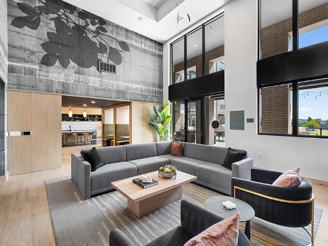 1 BR, 1 BA Apartment 1111 West 6th Street Unit 640, Houston, TX 77007