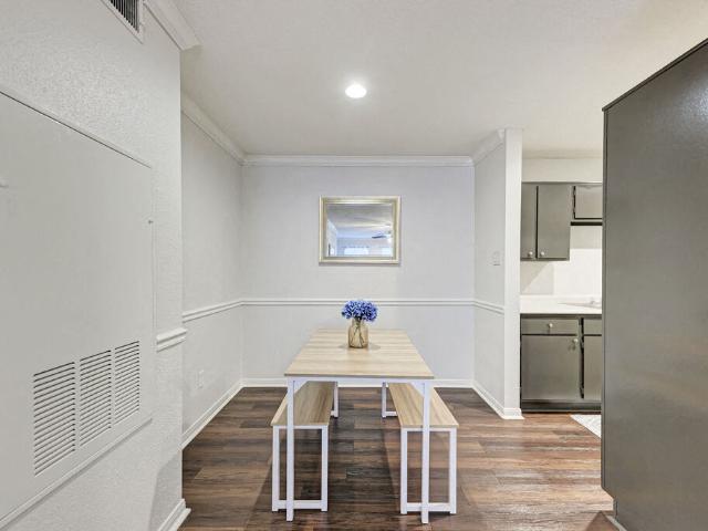 1 BR, 1 BA Apartment 1114 Camino la Costa Unit 1092, Austin, TX 78752
