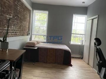 1 BR, 1 BA Apartment 111 Mallory Avenue, Jersey City, NJ 07304