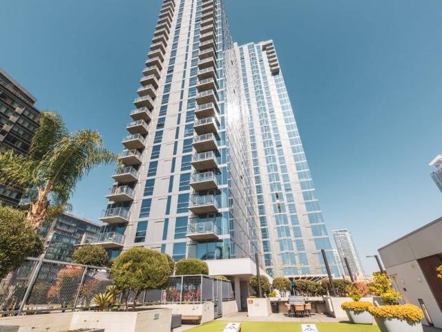 1 BR, 1 BA Apartment 1120 S Grand Ave Unit 2315, Los Angeles, CA 90015