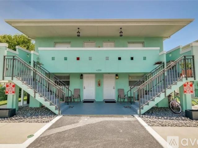 1 BR, 1 BA Apartment 11220 3rd St E, Unit Apt.3, Treasure Island, FL 33706