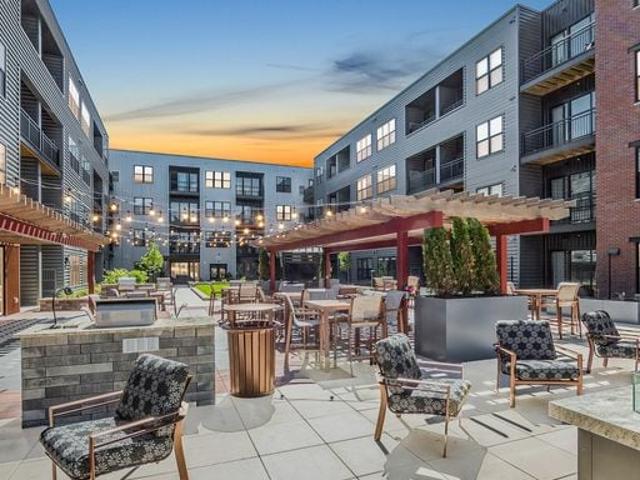 1 BR, 1 BA Apartment 11221 Synergy Dr Ste 100 Unit A A 266, Milwaukee, WI 53222