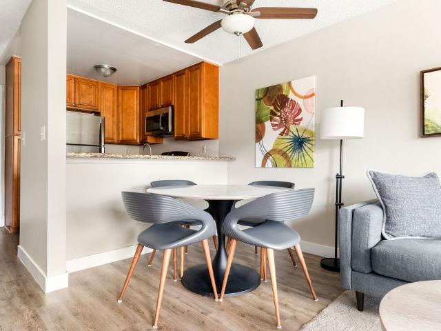 1 BR, 1 BA Apartment 11265 Morrison Street Unit 65 310, North Hollywood, CA 91601