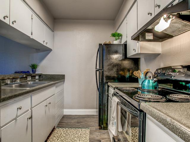 1 BR, 1 BA Apartment 11300 Roszell Street Unit 301, San Antonio, TX 78217