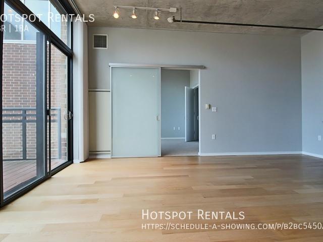 1 BR, 1 BA Apartment 1135 S Delano Ct, Chicago, IL 60605