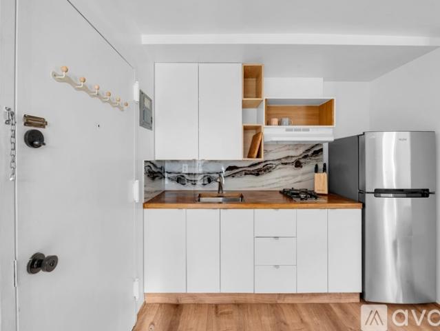 1 BR, 1 BA Apartment 117 07 Rockaway Beach Blvd, Unit #3, Rockaway Beach, NY 11694