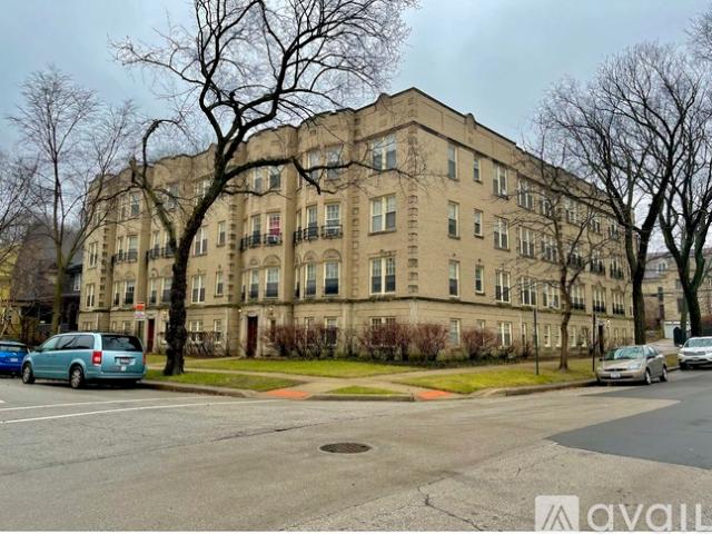 1 BR, 1 BA Apartment 1142 Oak Ave, Unit 2, Evanston, IL 60202