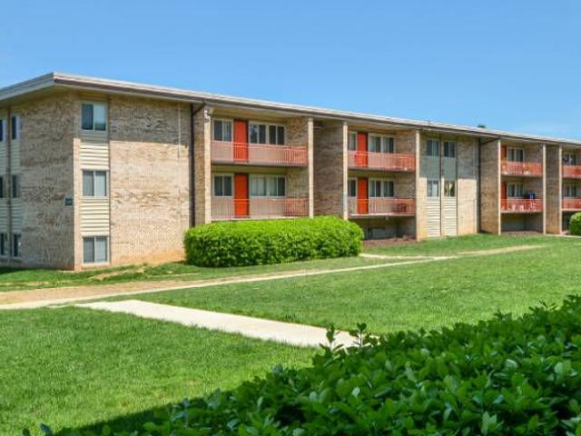 1 BR, 1 BA Apartment 11431 Lockwood Dr Unit 202, Silver Spring, MD 20904