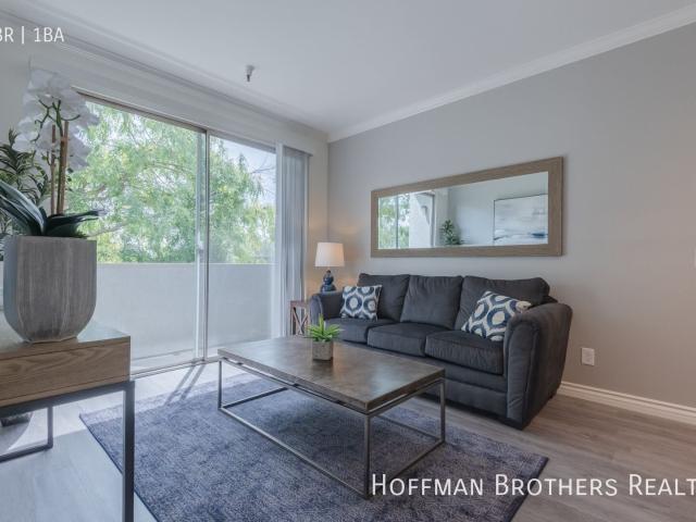 1 BR, 1 BA Apartment 11473 Riverside Dr, North Hollywood, CA 91602