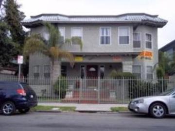 1 BR, 1 BA Apartment 1151 E 20th St, Los Angeles, CA 90011