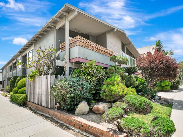 1 BR, 1 BA Apartment 11555 Nebraska Avenue, Los Angeles, CA 90025