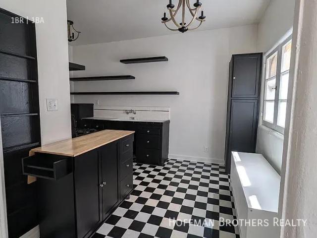 1 BR, 1 BA Apartment 1177 N Ardmore Ave, Los Angeles, CA 90029