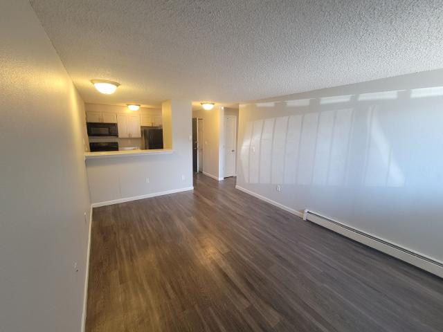 1 BR, 1 BA Apartment 11852 E. 16th Ave, Aurora, CO 80010