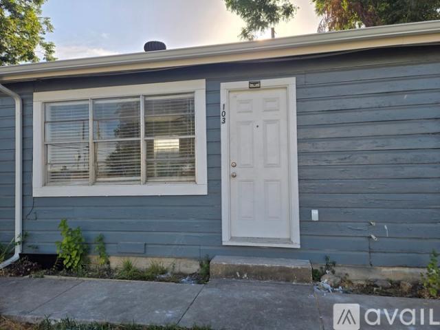 1 BR, 1 BA Apartment 118 West Sears Street, Unit 103, Denison, TX 75021