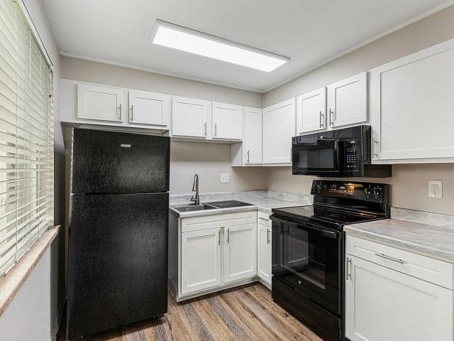 1 BR, 1 BA Apartment 1190 South Allison Street, Lakewood, CO 80232