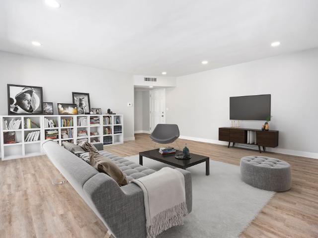 1 BR, 1 BA Apartment 11922 Weddington Street Unit 201, Valley Village, CA 91607