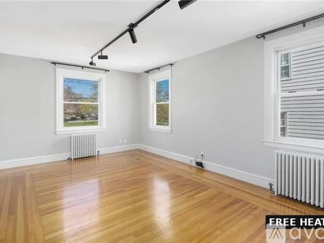 1 BR, 1 BA Apartment 11 North Ave, Unit 1, Providence, RI 02906
