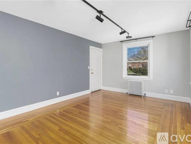 1 BR, 1 BA Apartment 11 North Ave, Unit 1, Providence, RI 02906
