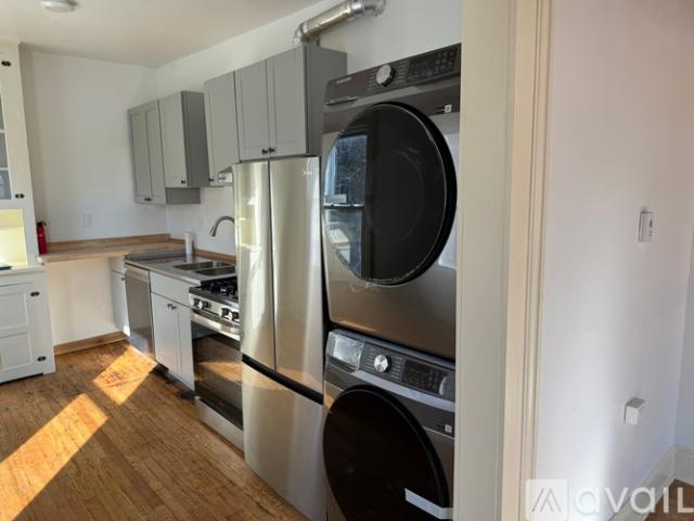 1 BR, 1 BA Apartment 11 Clinton St, Unit A, Saratoga Springs, NY 12866