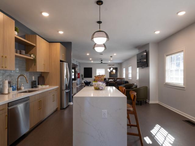 1 BR, 1 BA Apartment 1200 Canterchase Dr Unit 8802 14Z, Louisville, KY 40242