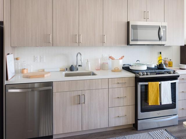 1 BR, 1 BA Apartment 1200 S Broadway Unit 612, Los Angeles, CA 90015
