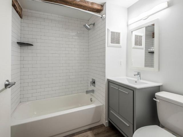 1 BR, 1 BA Apartment 1201 Jackson Street Unit 5110, Philadelphia, PA 19148