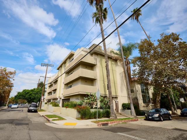 1 BR, 1 BA Apartment 1201 North Mansfield Avenue Unit 203, Los Angeles, CA 90038