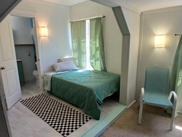 1 BR, 1 BA Apartment 1208 Alba St, Unit d, Mobile, AL 36605