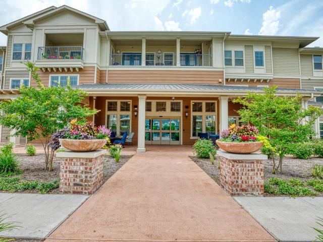 1 BR, 1 BA Apartment 1211 S Broadway St Unit 2304, Joshua, TX 76058