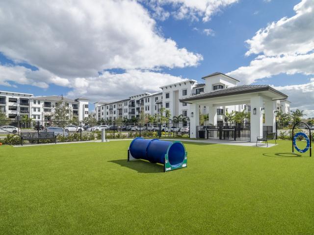 1 BR, 1 BA Apartment 12205 Southwest 30th Street Unit 407, Hollywood, FL 33025