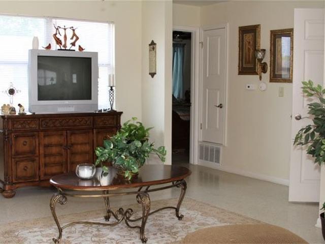 1 BR, 1 BA Apartment 1220 North 17th Street, Kingsville, TX 78363