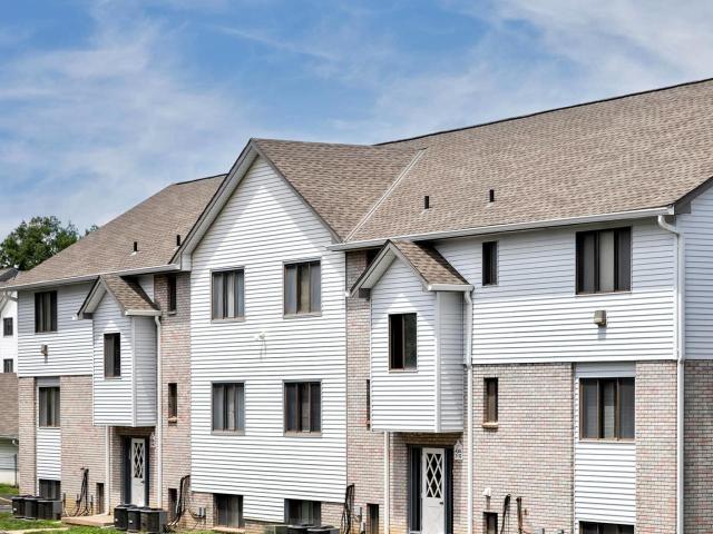 1 BR, 1 BA Apartment 1221 Gold Coast Road Unit 1201 01, Papillion, NE 68046