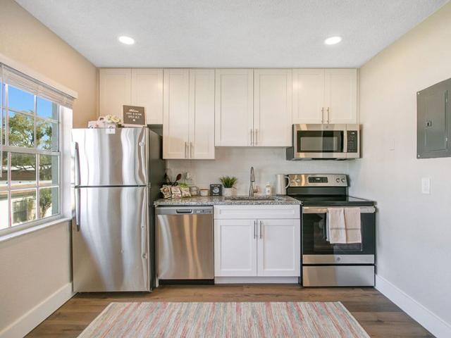 1 BR, 1 BA Apartment 1225 Moselle Avenue Unit 13, Orlando, FL 32807