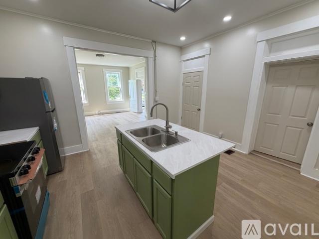1 BR, 1 BA Apartment 122 Linden Avenue, Unit A, Dayton, OH 45403