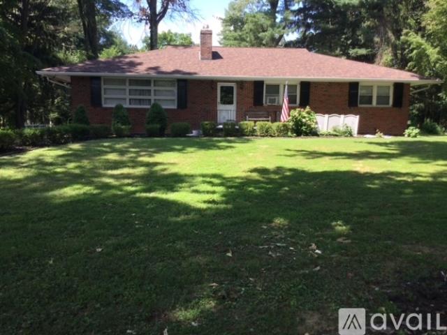 1 BR, 1 BA Apartment 127 Carter Road, Princeton, NJ 08540