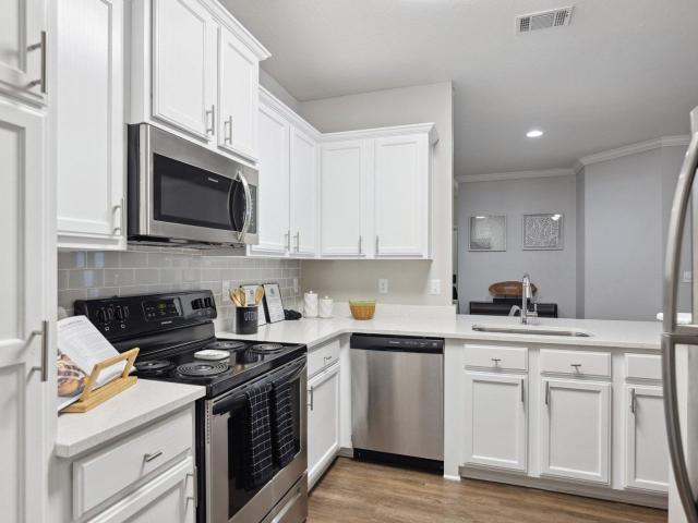 1 BR, 1 BA Apartment 12400 Toscana Way Unit 2304, Charlotte, NC 28273